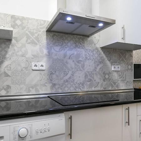 مدريد Apartamentos Plaza De Pedro Zerolo I المظهر الخارجي الصورة